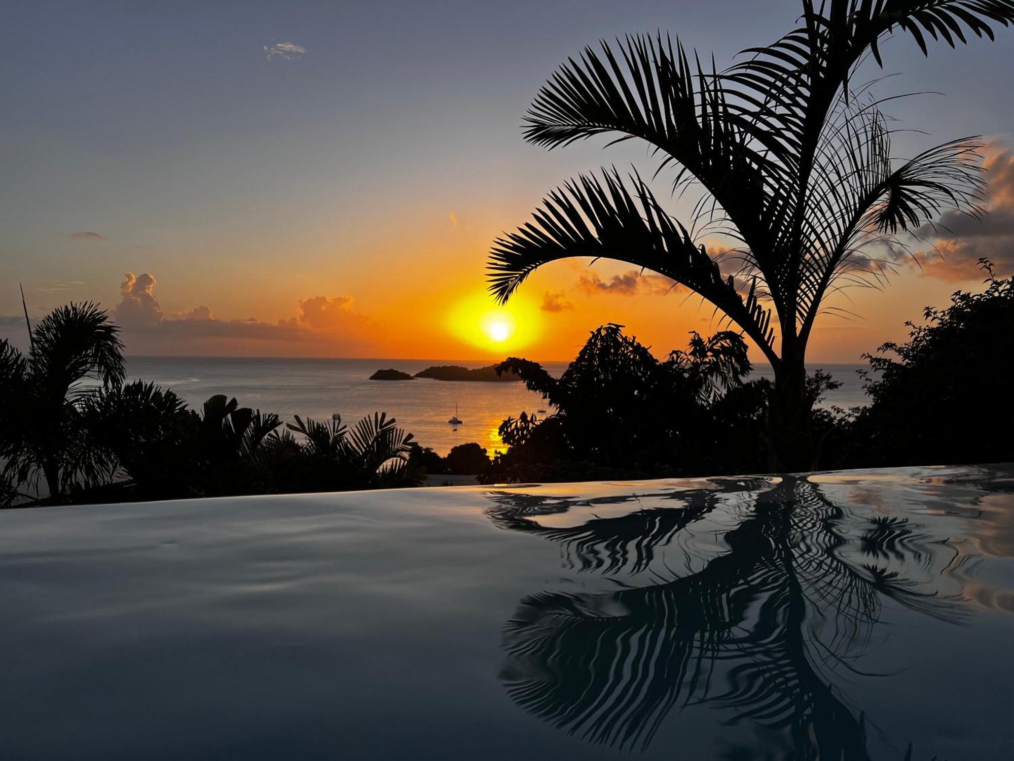 Sunset Palm - Villa Creole Avec Piscine Face Au Coucher De Soleil Et A La Reserve Cousteau Bouillante Eksteriør bilde