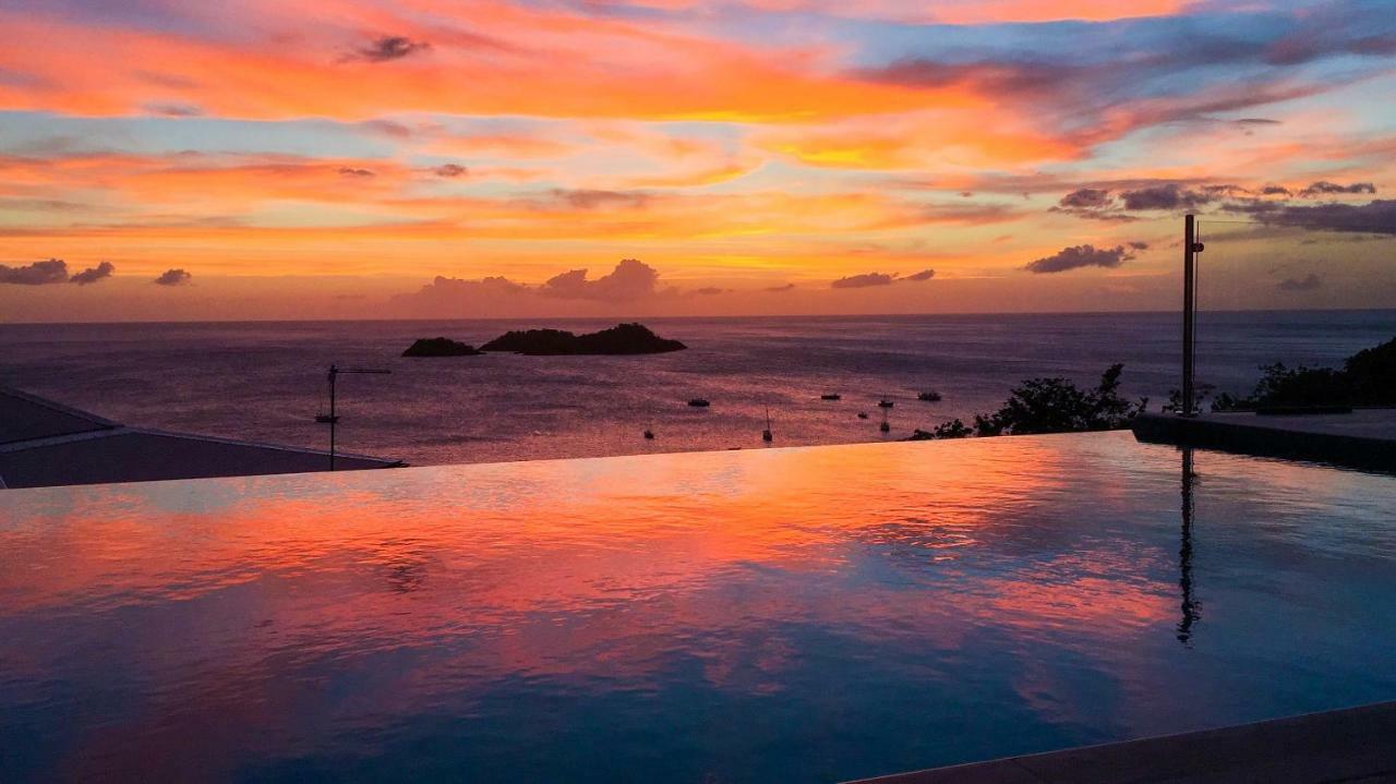 Sunset Palm - Villa Creole Avec Piscine Face Au Coucher De Soleil Et A La Reserve Cousteau Bouillante Eksteriør bilde